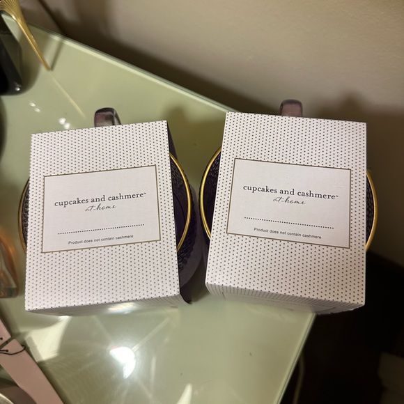 Cupcakes and Cashmere Set of 4 Purple Embossed 15 oz Glass Mug Set - Picture 3 of 7